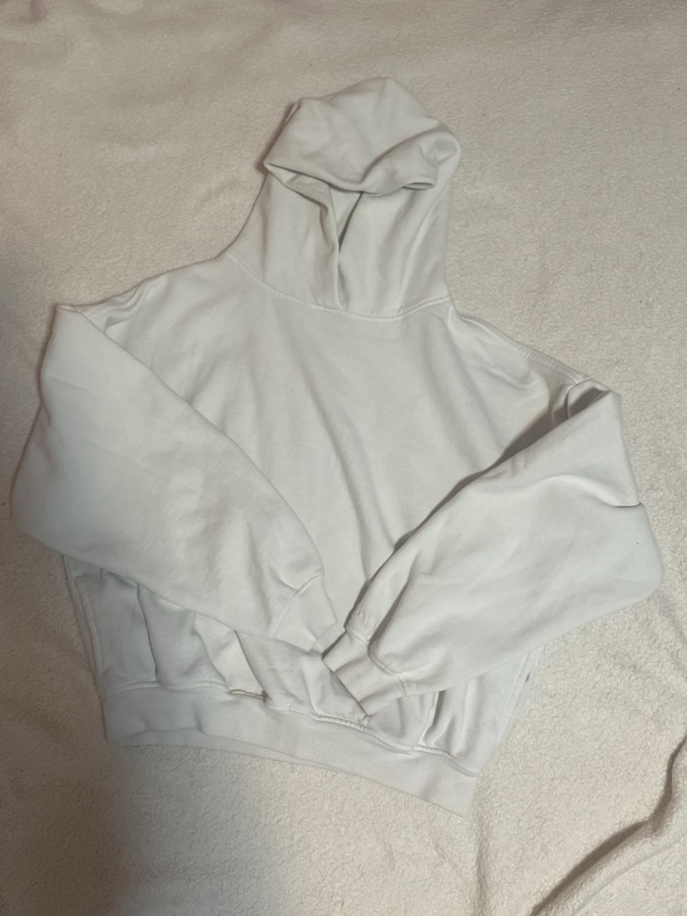 Women's white GARAGE hoodie, size xs but can fit a size small or medium